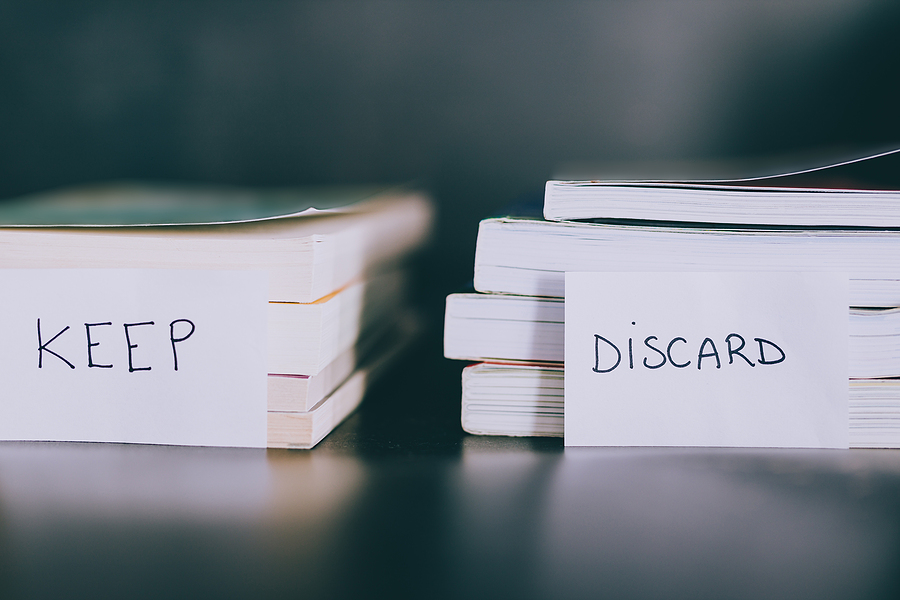 The Dangers of Tossing Documents in the Trash This Fall